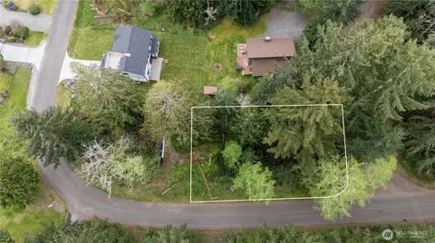 10501 105th Ave Ct, Anderson Island, WA 98303