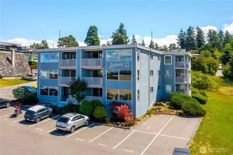 813 S 227th Pl #2, Des Moines, WA 98198
