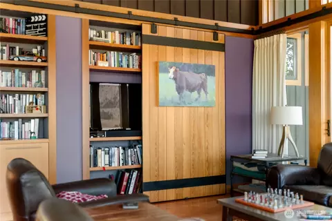 Living - 48 Thurlow Rd, Twisp, WA 98856 photo 2 of 3