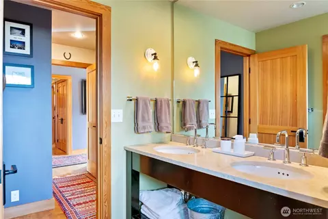 Bath - 48 Thurlow Rd, Twisp, WA 98856 photo 3 of 5
