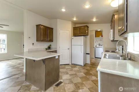 7104 141st Ave E, Sumner, WA 98390 photo 11
