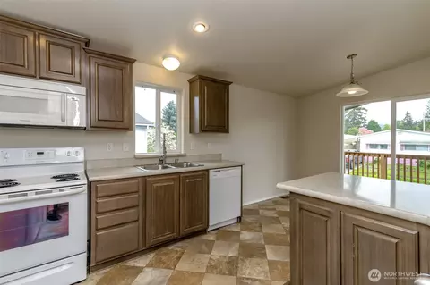 7104 141st Ave E, Sumner, WA 98390 photo 16
