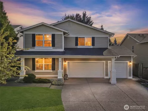 23415 SE 262nd St, Maple Valley, WA 98038