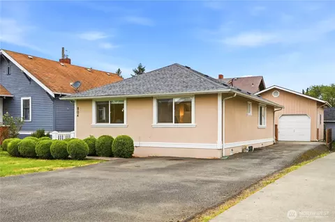 804 N 3rd St, Renton, WA 98057