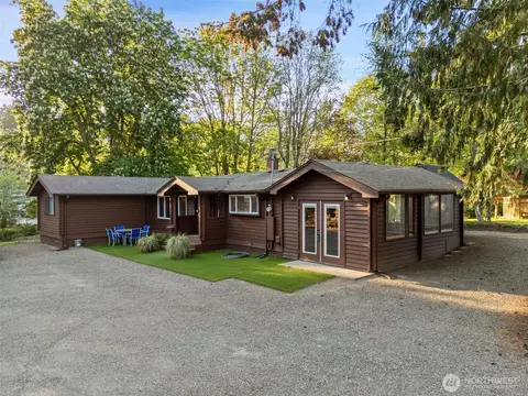 9361 Misery Point Rd NW, Seabeck, WA 98380