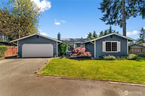 518 Hubbard Rd, Lynnwood, WA 98036