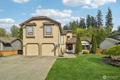 25114 Lake Wilderness Country Club Dr SE, Maple Valley, WA 98038
