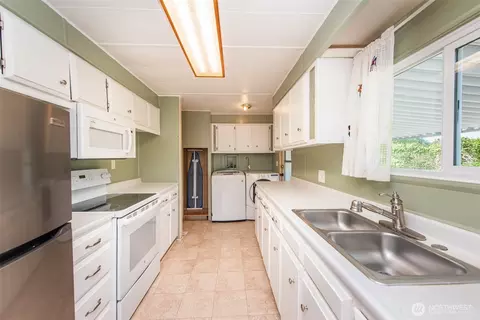 921 S 3rd Ave #15, Sequim, WA 98382 photo 18