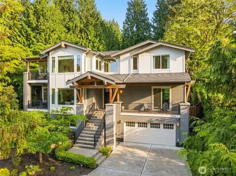 12914 63rd Ave NE, Kirkland, WA 98034