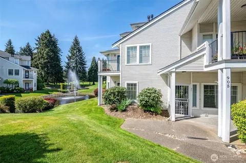 4714 Fairwood Blvd NE #905, Tacoma, WA 98422