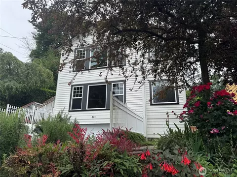 801 W Barrett St, Seattle, WA 98119