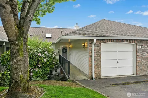 7111 134th Ct SE #D3, Newcastle, WA 98059