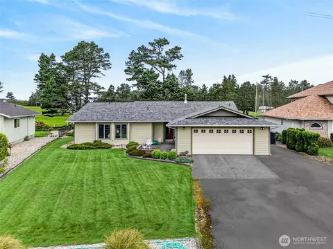 1211 314th Pl, Ocean Park, WA 98640