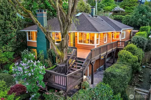 2613 Boyer Ave E, Seattle, WA 98102