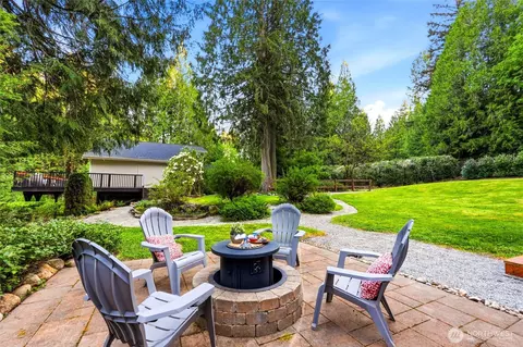 20202 230th Ave NE, Woodinville, WA 98077