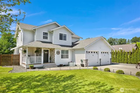 301 Christopher Ln, Everson, WA 98247