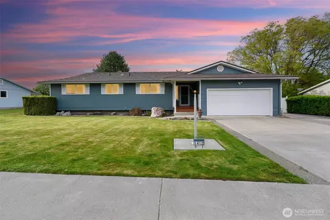 1412 W 15th Ave, Kennewick, WA 99337