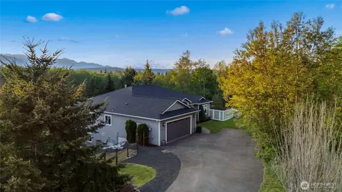 7622 NW Lenox Ln, Silverdale, WA 98383