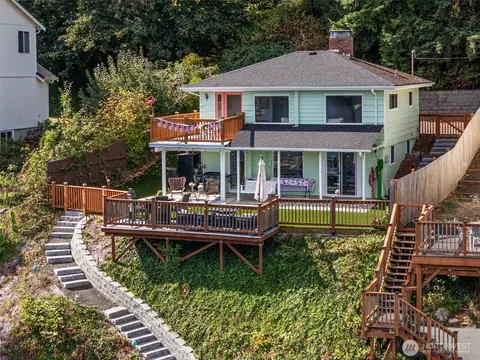 4624 Thompson Ln SE, Olympia, WA 98513