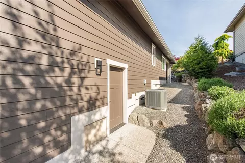 Exterior - 320 Morgison Loop, Sequim, WA 98382 photo 11 of 12