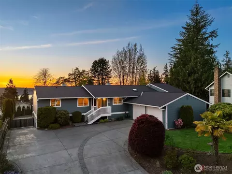 7081 47th Ave W, Mukilteo, WA 98275