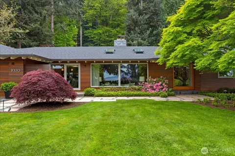 8320 Frederick Pl, Edmonds, WA 98026 photo 2