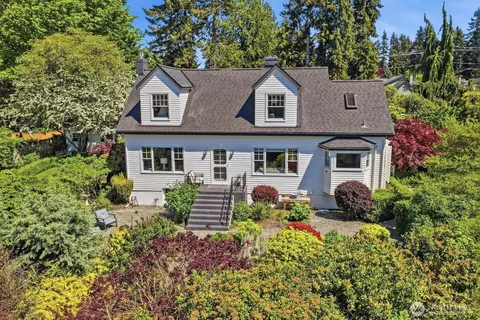 7219 Soundview Dr, Edmonds, WA 98026
