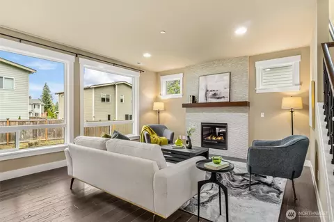 Living - 21707 2nd Ave SE, Bothell, WA 98021 photo 1 of 2