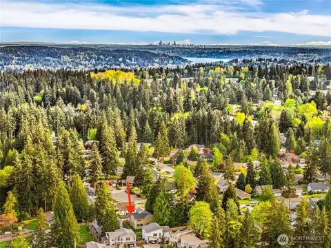 View/Area - 21707 2nd Ave SE, Bothell, WA 98021 photo 4 of 6