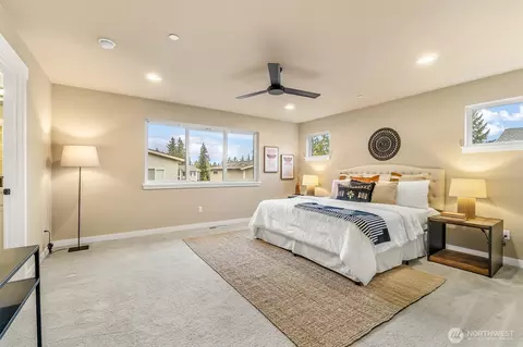 Bedroom - 21707 2nd Ave SE, Bothell, WA 98021 photo 2 of 6