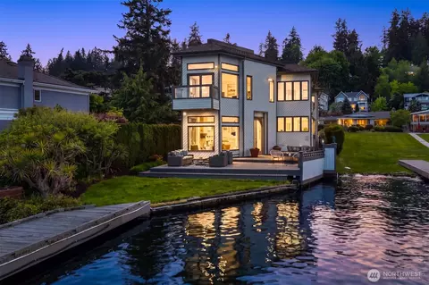 8503 NE Juanita Dr, Kirkland, WA 98034