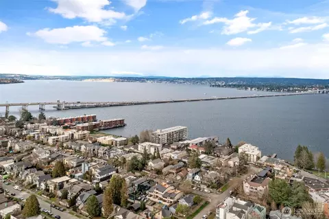 2009 42nd Ave E, Seattle, WA 98112