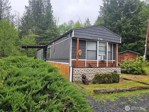 134 Mowich Way, Ashford, WA 98304
