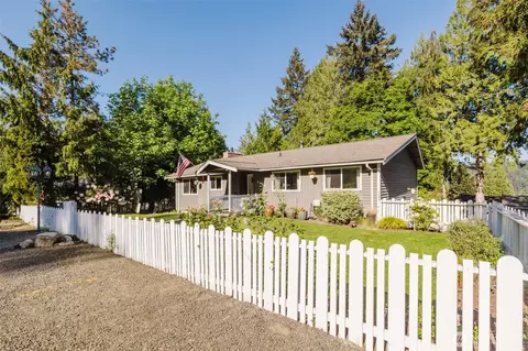 7530 Navajo Trl NE, Bremerton, WA 98311