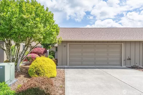 605 Peardale Ln #19, Longview, WA 98632