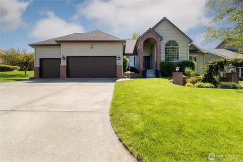 1241 Lancer Dr, Walla Walla, WA 99362