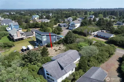 263 Sand Dune Ave SW, Ocean Shores, WA 98569
