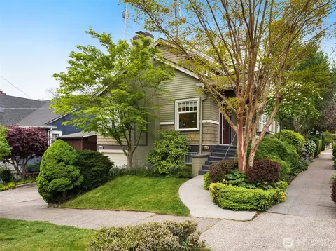 1423 Nob Hill Ave N, Seattle, WA 98109