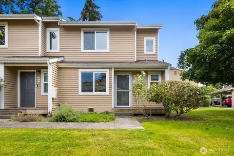 23816 12th Pl S #401, Des Moines, WA 98198