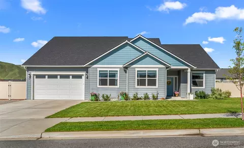 36 Starlight Ave, Wenatchee, WA 98801