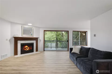 3438 161st Pl SE #49, Bellevue, WA 98008
