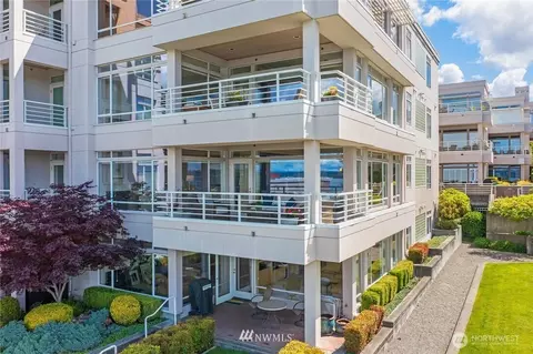 225 2nd St S #D3, Kirkland, WA 98033