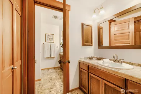 Bath - 14606 26th Dr SE, Mill Creek, WA 98012 photo 2 of 4