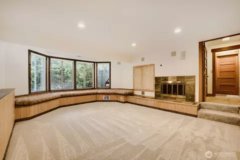 Living - 14606 26th Dr SE, Mill Creek, WA 98012 photo 4 of 4