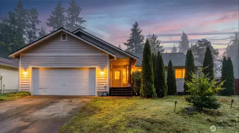 20 E Larch Pl, Shelton, WA 98584