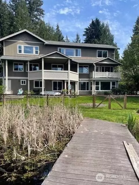 24216 Crystal Lake Pl, Woodinville, WA 98077