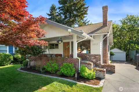 6422 49th Ave SW, Seattle, WA 98136