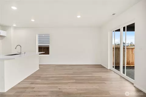 Living - 32305 Bryant Rd, Sultan, WA 98294 photo 3 of 7