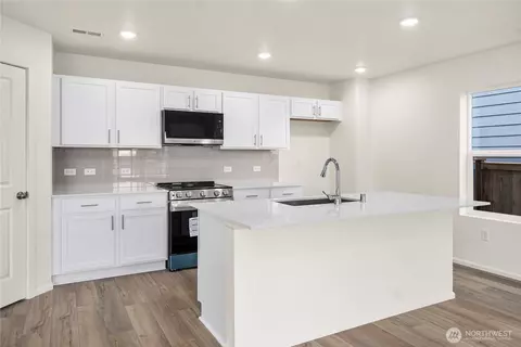 Kitchen - 32305 Bryant Rd, Sultan, WA 98294 photo 1 of 6