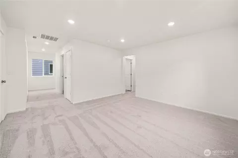 Entry Way - 32305 Bryant Rd, Sultan, WA 98294 photo 2 of 2